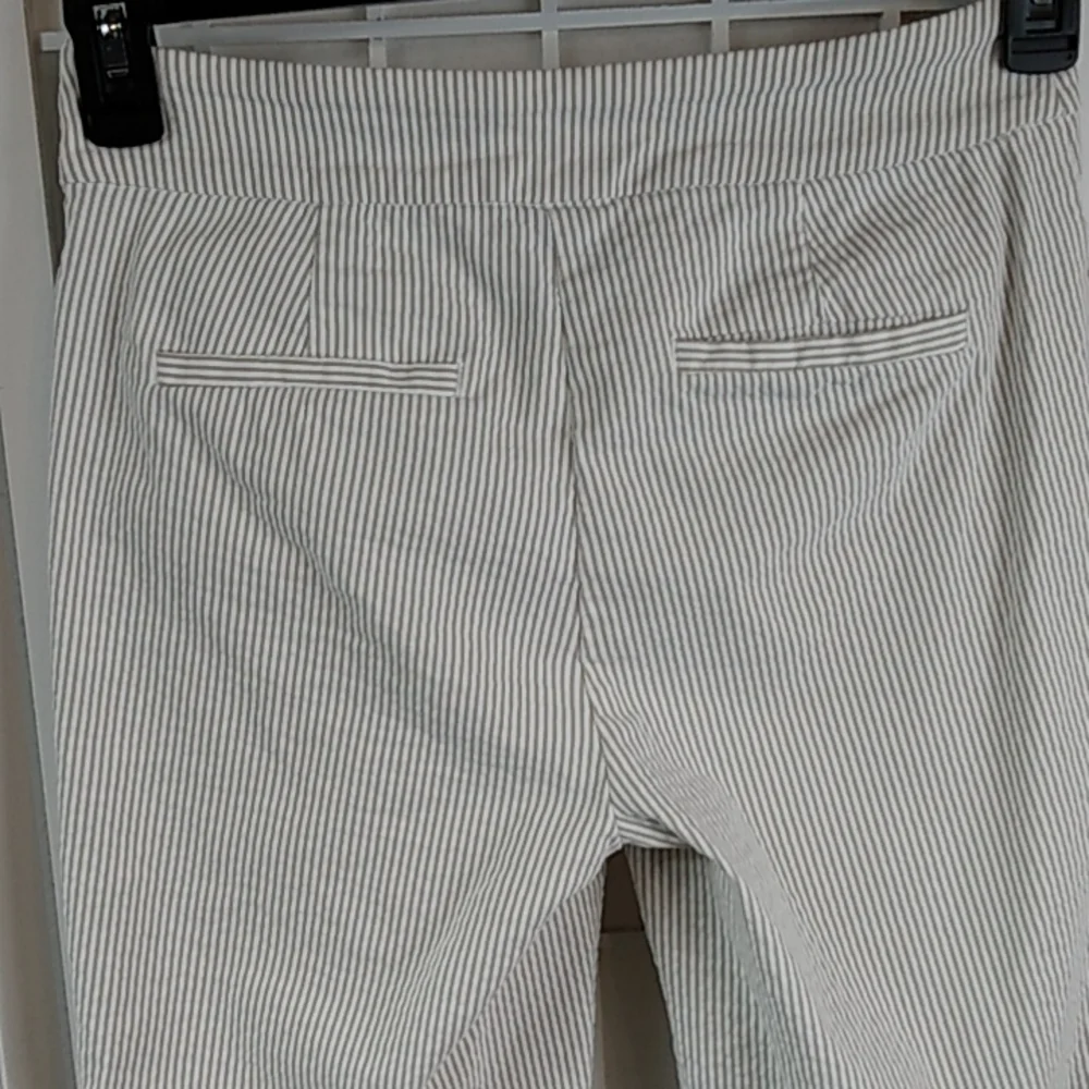 *Hilary Radley Stretch‎ Pants – Women Size S – Grey/White